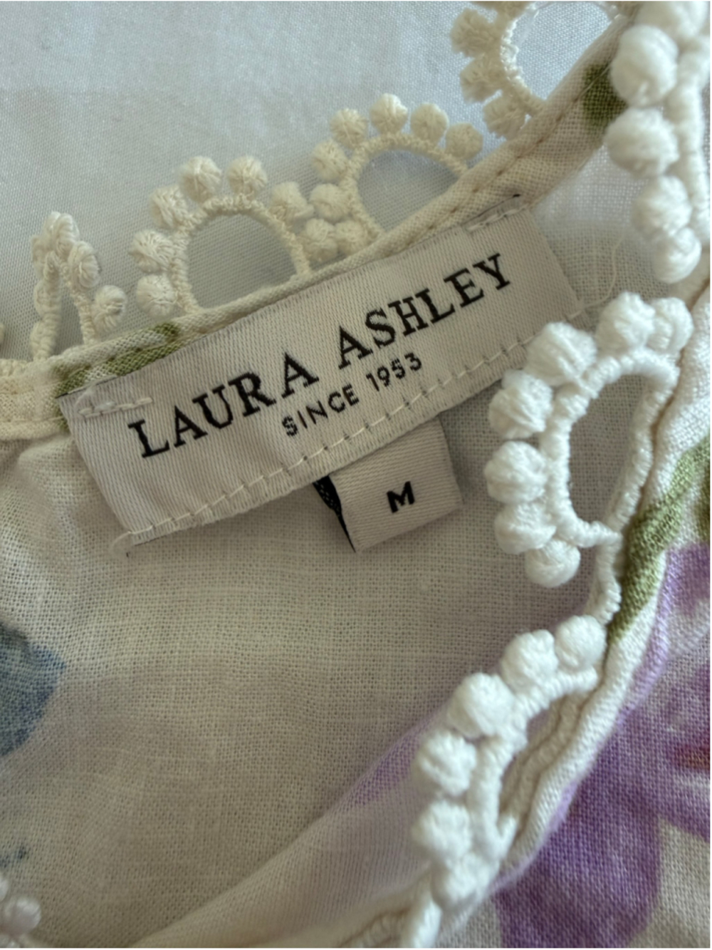 Women's Laura Ashley Linen blend Floral Blouse Size M White Multicolor - Picture 2 of 7